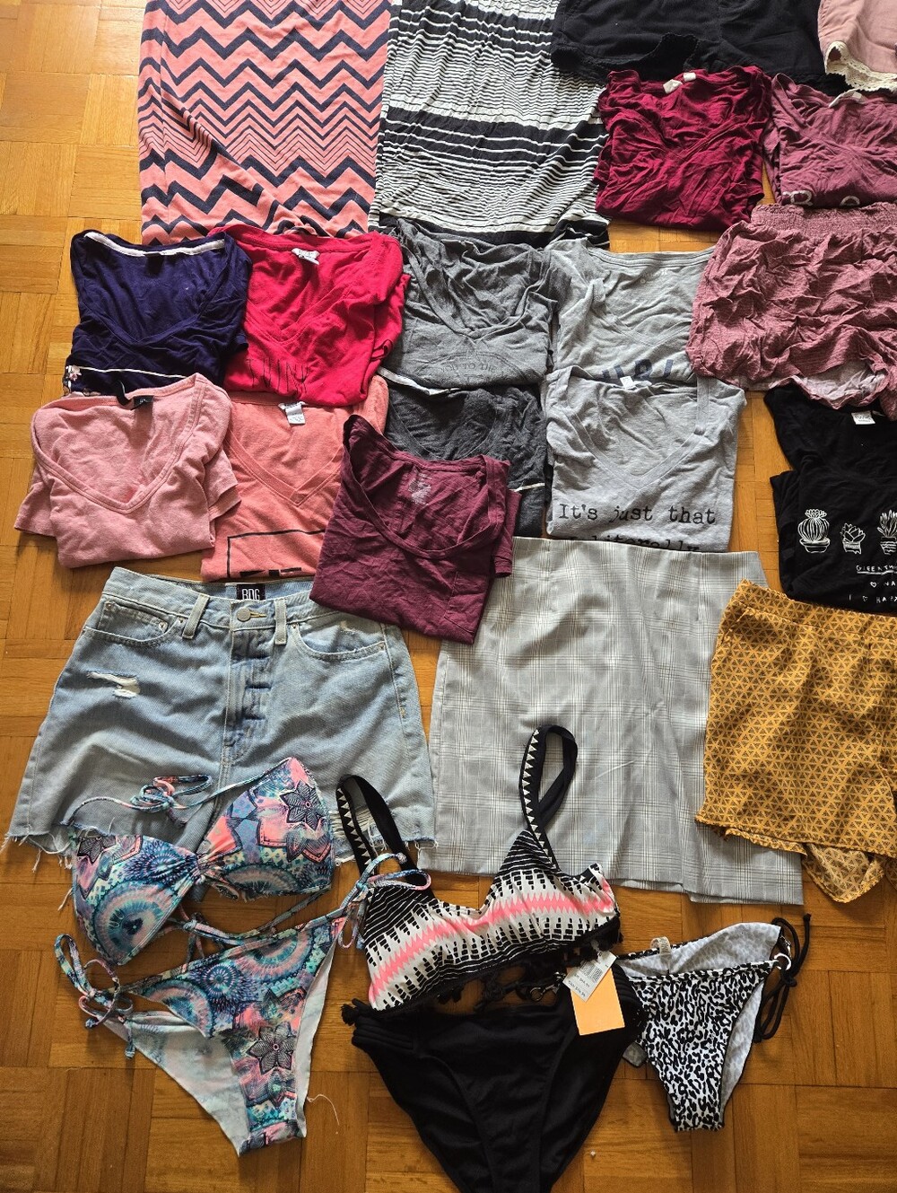 Big Bundle Of Summer Clothes Women Size Small. All Fenix, H&M, And More - Picture 11 of 16